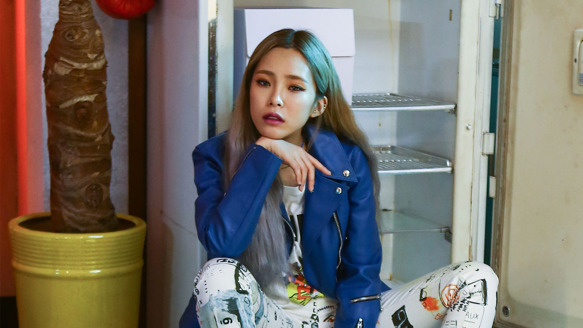 You're Cold (더 많이 사랑한 쪽이 아프대) (愛的更深的一方會更疼)