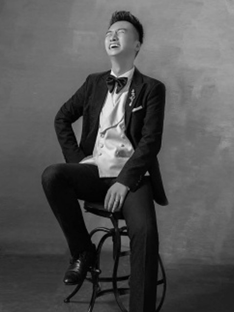 火红的萨日朗（伴奏钢琴 ）