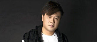 王梓旭的绝对实力唱腔.浪漫忧伤,高亢低吟都显示着歌手的完美唱工!