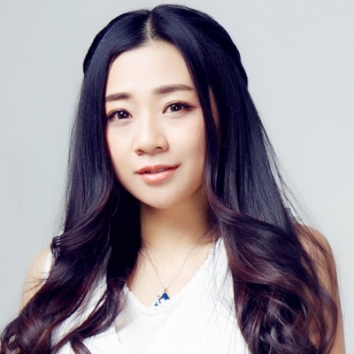 苏唯,内地原创女歌手,代表作品:《东京一夜》,《花花世界》.