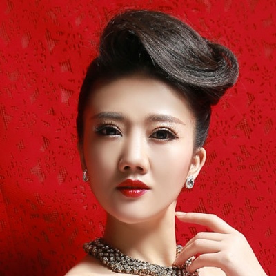 毛毛雨儿,内地华语女歌手,代表作《家风》.
