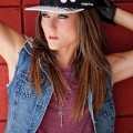 Lauren Mayhew、Love
