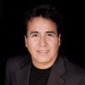 Armando Flores、Rikardo Flores