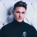 Tom Zanetti、Sadie Ama