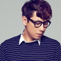 尹钟信 (Yoon Jong Shin)