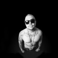 Malow Mac、Capone E