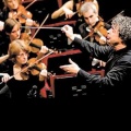 Orchestra Filarmonica della Scala、Carlo Maria Giulini、Salvatore Accardo、Ludwig van Beethoven、Milan La Scala Philharmonic Orchestra