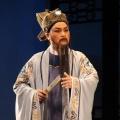 董柯娣、何英、茅威涛、何赛飞、周美娇 - 双手捧起黄金印
