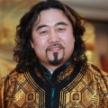 王雄斌、布日那
