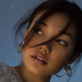 Gabrielle Current、Finneas