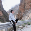 爱乐、东城 - 扎红头绳
