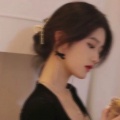 尾巴尖尖 - 莫妮卡
