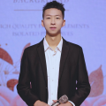 李鑫
