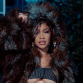 Saweetie、H.E.R. - Closer (Explicit) (30秒片段)