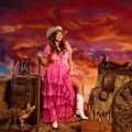 Kaitlin Butts、Midland
