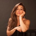 Thana Alexa、Nicole Zuraitis、Julia Adamy