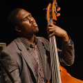 Derrick Hodge、Lewis Nash、Helen Sung Trio