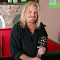 文尼尔、Chris Wimple III、Ira Black、Richard Kendrick