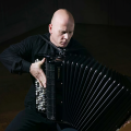 James Crabb、Swedish Chamber Orchestra、Brett Dean