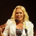 Beccy Cole、Carole Sturtzel