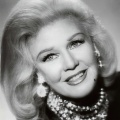 Kay Medford