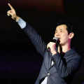 王渊超、王琦乐、孔祥东、平阳小学合唱团、复旦大学附属儿科医院医护人员