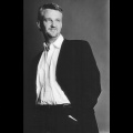 oliver widmer、Graham Johnson