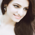 Sukriti Kakar、Prakriti Kakar