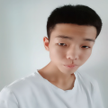 伊人凡、莫七