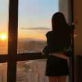 穿过黑暗的夜