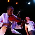 Stringz、Olamide