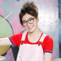 罗小白 - 青春修炼手册 (MV版)