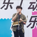 刘泰然