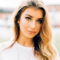 Hanna Ferm、Olivia Lobato