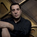 Alon Yavnai、Jamey Haddad、Omer Avital