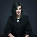 Nina Schatz、Joc H