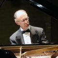 Douglas Riva