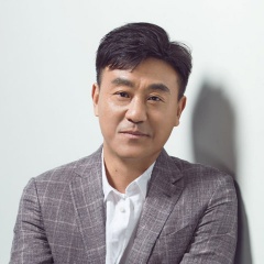 何冰 何冰