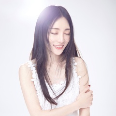 张珊