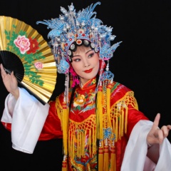 余琼莹 余琼莹