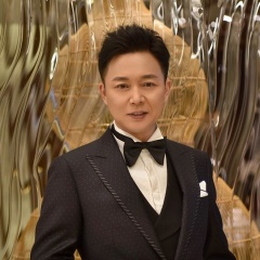 刘奕君 刘奕君