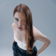 树莉莉 Serrini 树莉莉 Serrini
