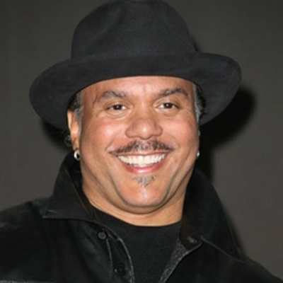 Howard Hewett