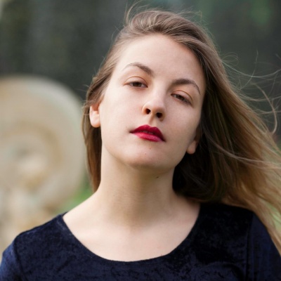 Emma Russack资料,Emma Russack最新歌曲,Emma RussackMV视频,Emma Russack音乐专辑,Emma Russack好听的歌