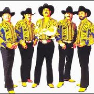 Banda Los Sebastianes De Saúl Plata、Los Rieleros Del Norte