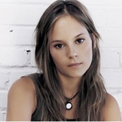 Stéphanie Lapointe资料,Stéphanie Lapointe最新歌曲,Stéphanie LapointeMV视频,Stéphanie Lapointe音乐专辑,Stéphanie Lapointe好听的歌