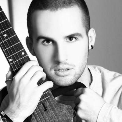 Roberto Casalino资料,Roberto Casalino最新歌曲,Roberto CasalinoMV视频,Roberto Casalino音乐专辑,Roberto Casalino好听的歌