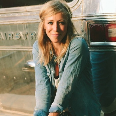 Ellie Holcomb