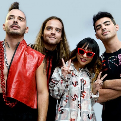 DNCE、Nicki Minaj