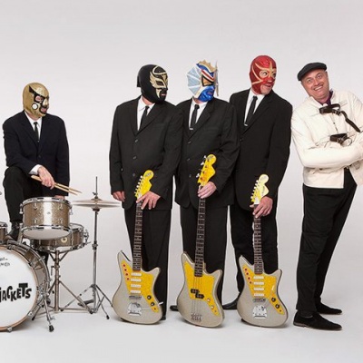 Los Straitjackets